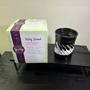 Scentsy Baby Grand Piano Warmer Retired WORKS